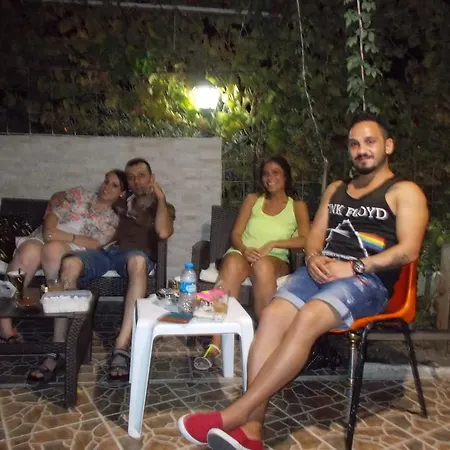 Avsa Suna *